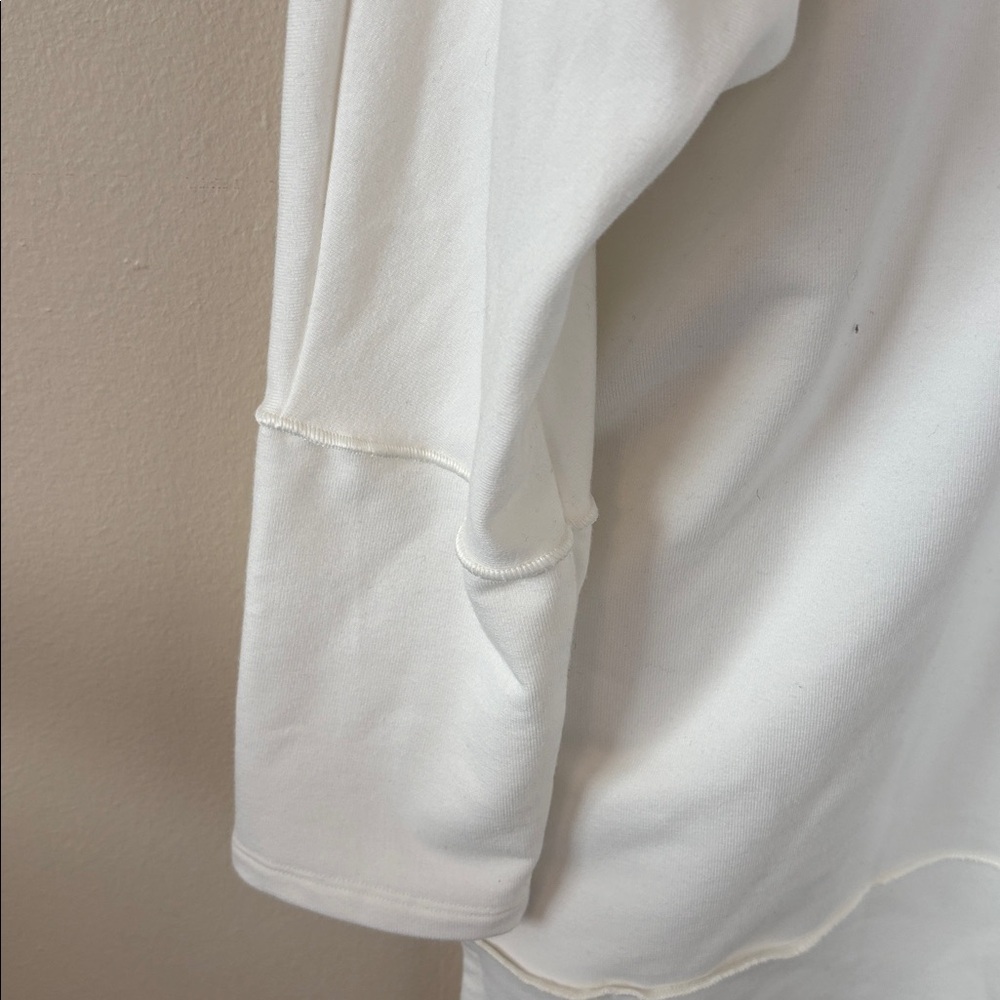 Spanx Stretch Dolman Sleeve 3/4 Sleeve Top - Picture 5 of 7